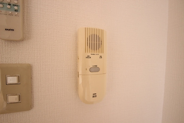 セキュリティ　写真は違う号室です。
