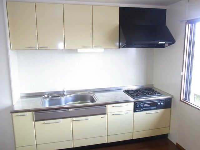 キッチン　☆３口ガスシステムキッチン☆