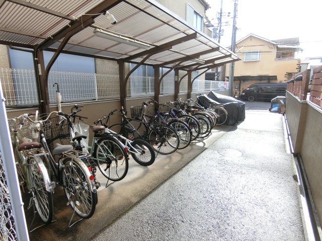 阪神本線 今津駅 徒歩5分 5階建 築31年の外観写真