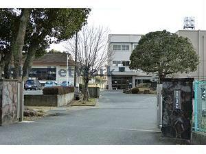 中学校　豊橋市立二川中学校（中学校）まで2009m
