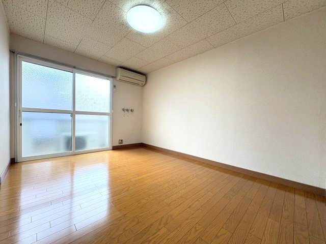 居室・リビング　洋室6帖
