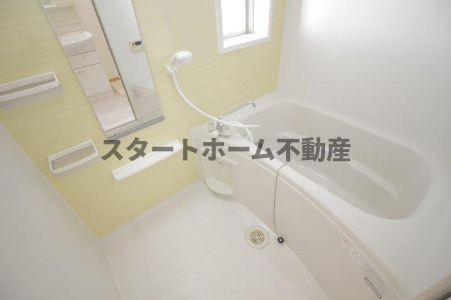 バス・シャワールーム　お風呂です