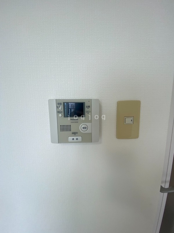 セキュリティ　モニター付きインターホンで来客確認も安心です！