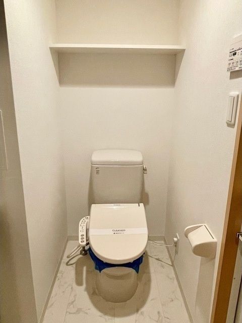 トイレ　（別タイプ参考写真）K2　荒川区東日暮里3
