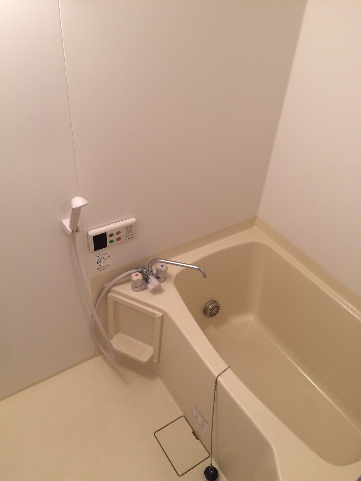 バス・シャワールーム　追炊き機能ついてます。