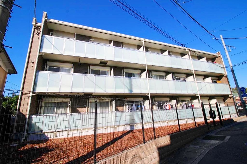 神奈川県横浜市港南区下永谷５（アパート）の賃貸物件の外観