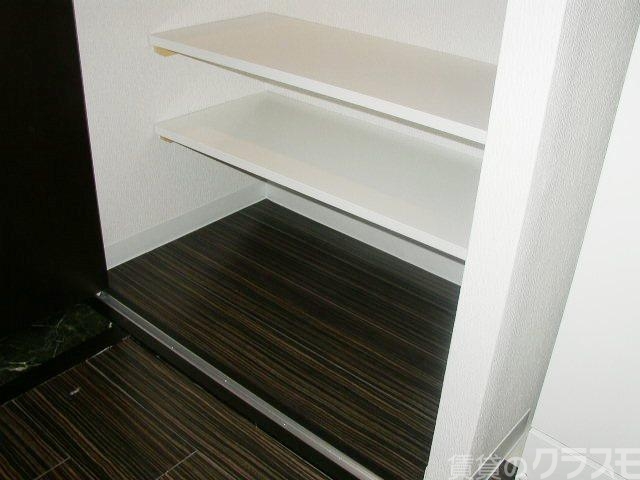収納　シューズボックスがあるので、キレイな玄関をキープ出来ます♪