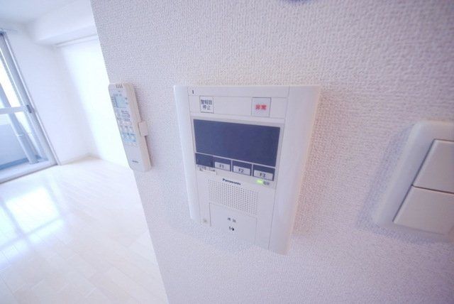 【浦安市北栄のマンションのその他設備】