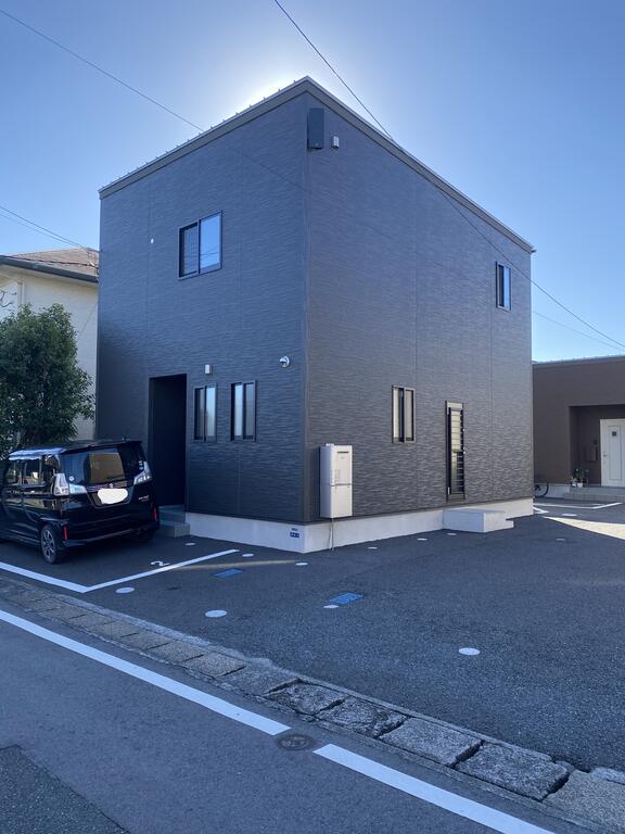 若葉4丁目賃貸戸建ての建物外観