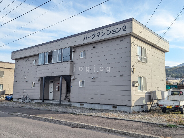 札幌市手稲区稲穂二条のアパートの建物外観