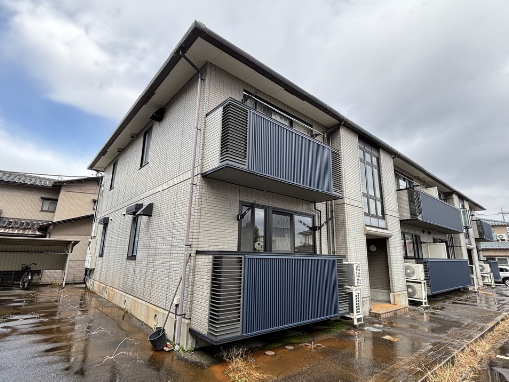 サザン・クロスＢ棟の建物外観