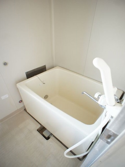 バス・シャワールーム　日々の疲れをリセットできる浴室です♪