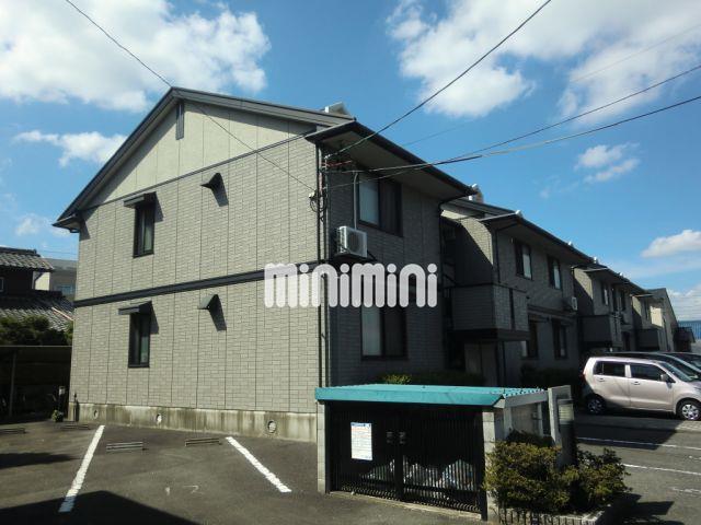 建物外観　２階建てコーポ