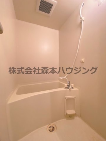 バス・シャワールーム　ゆったり過ごせるお風呂です