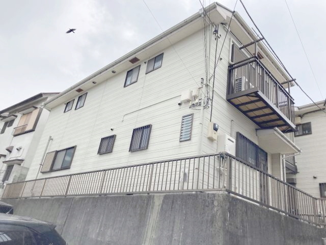 サンヒルズＢ棟の外観