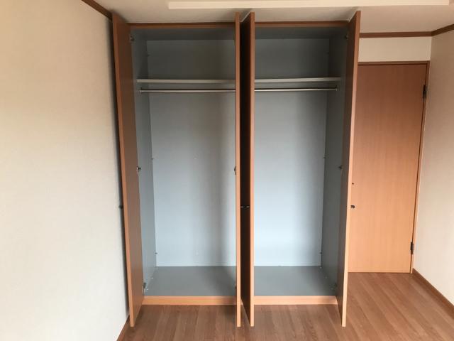 収納　クローゼット
