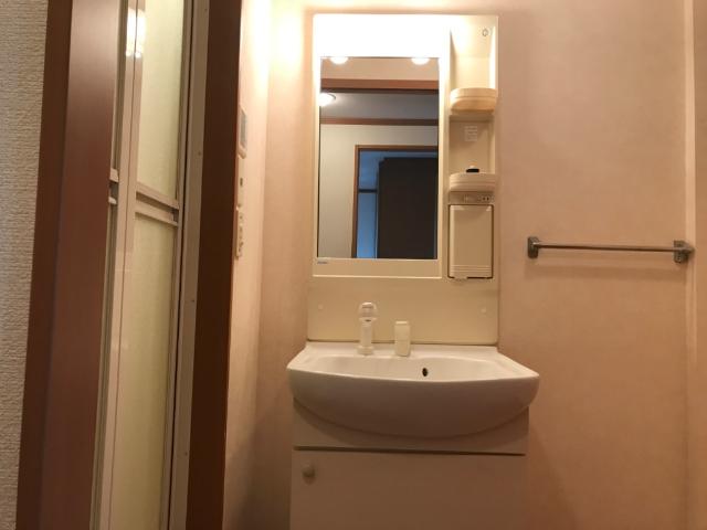 洗面設備　洗髪洗面化粧台