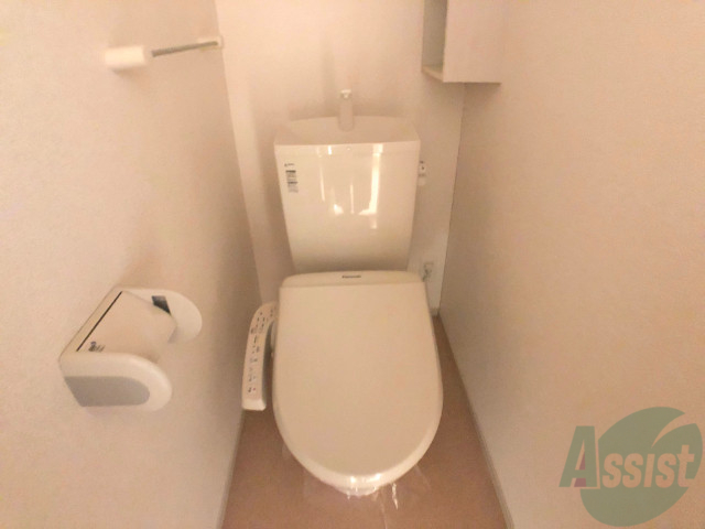 トイレ　トイレはウォシュレット付きで安心してお過ごしいただけます。