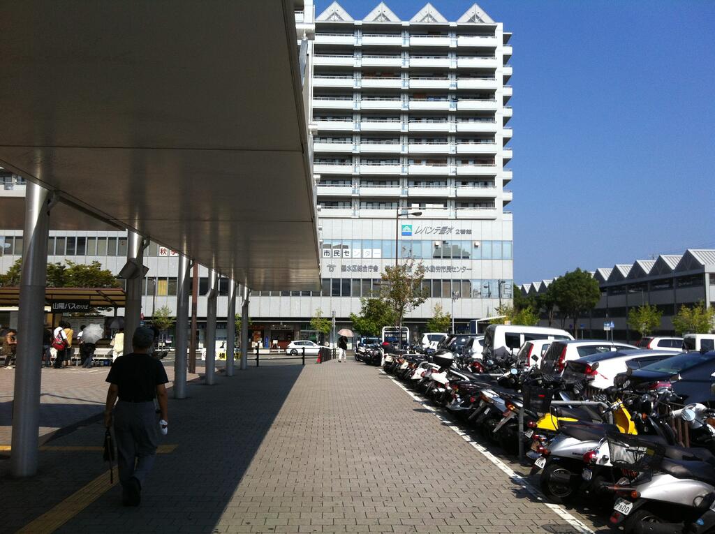 図書館　新築中（図書館）まで400m