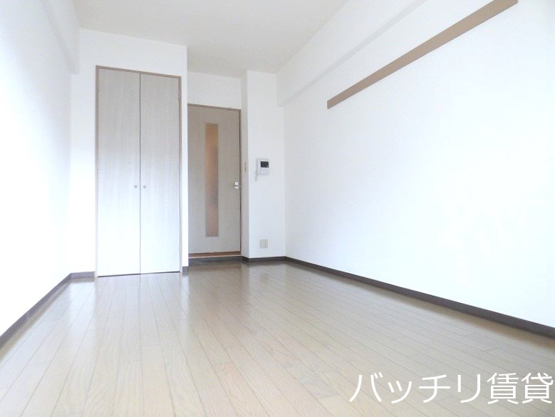 居室・リビング　画像は別号室イメージの為、現況を優先いたします。※実際は二面