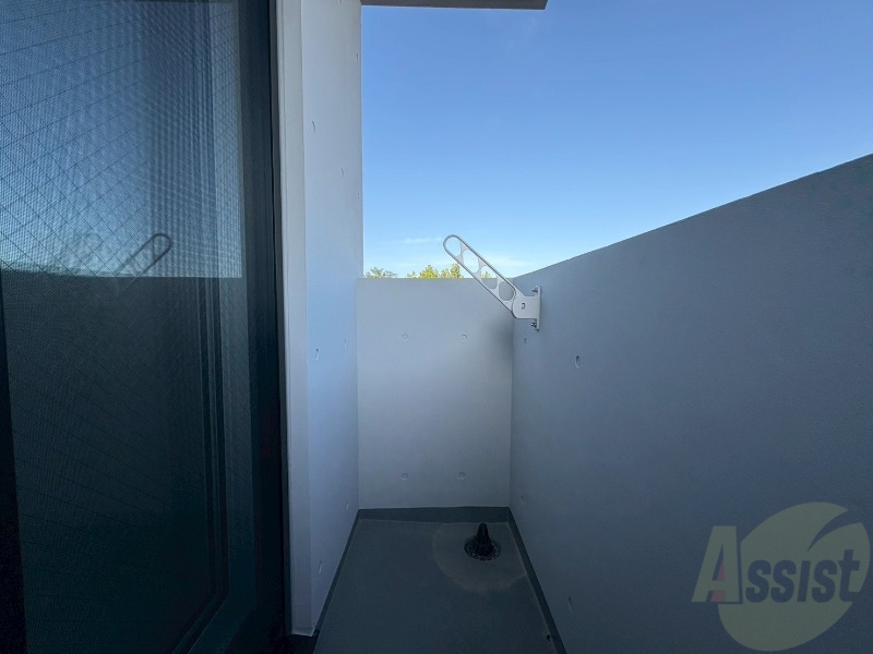 バルコニー　バルコニーです。洗濯物を干したり一息ついたりできますね！