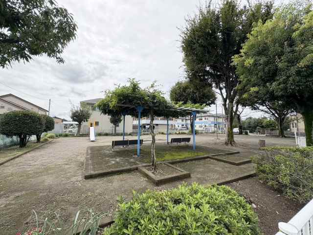 公園　諏訪公園（公園）まで70m