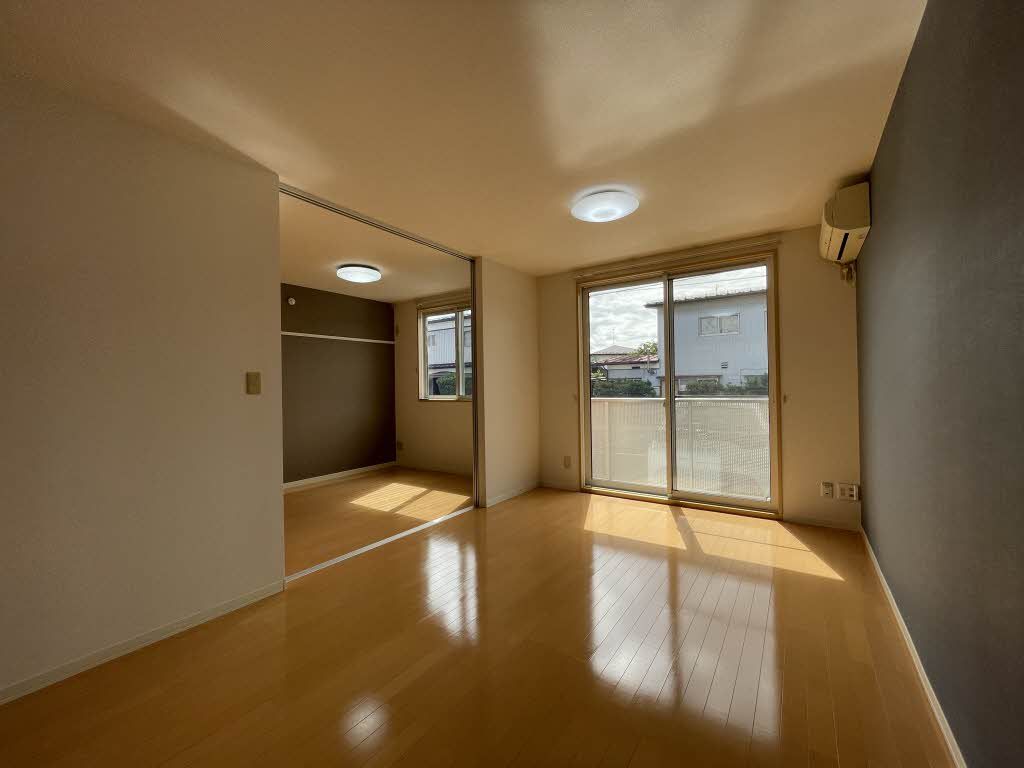 居室・リビング　リビング