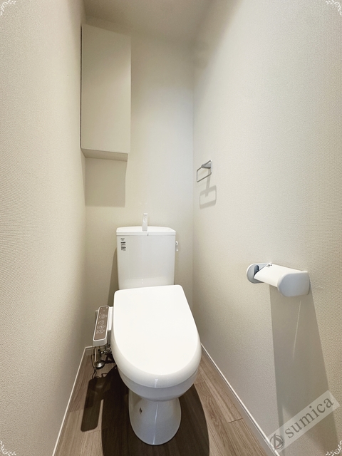 トイレ　温水洗浄便座付き♪♪