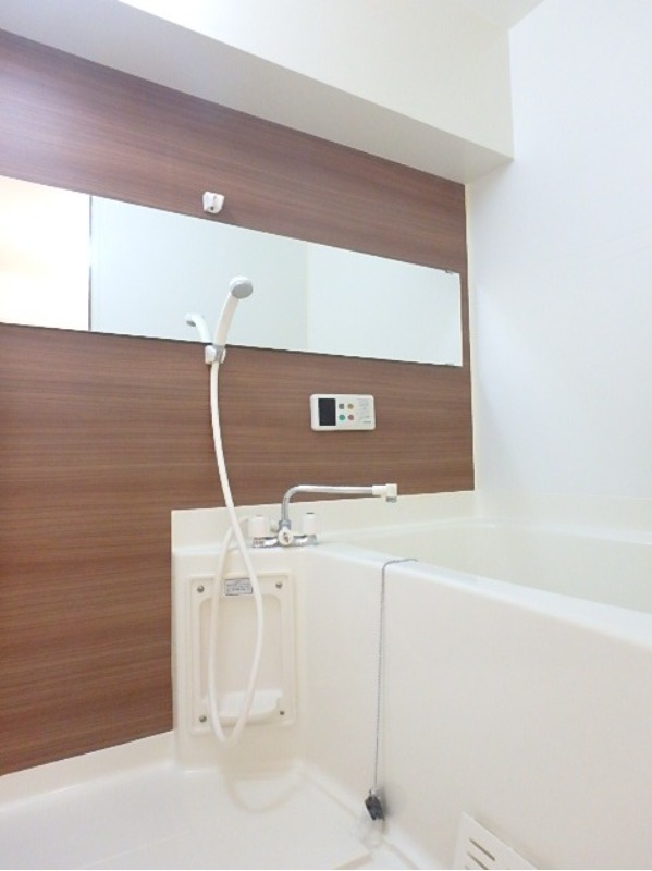 バス・シャワールーム　図面と現状に相違がある場合には現状を優先