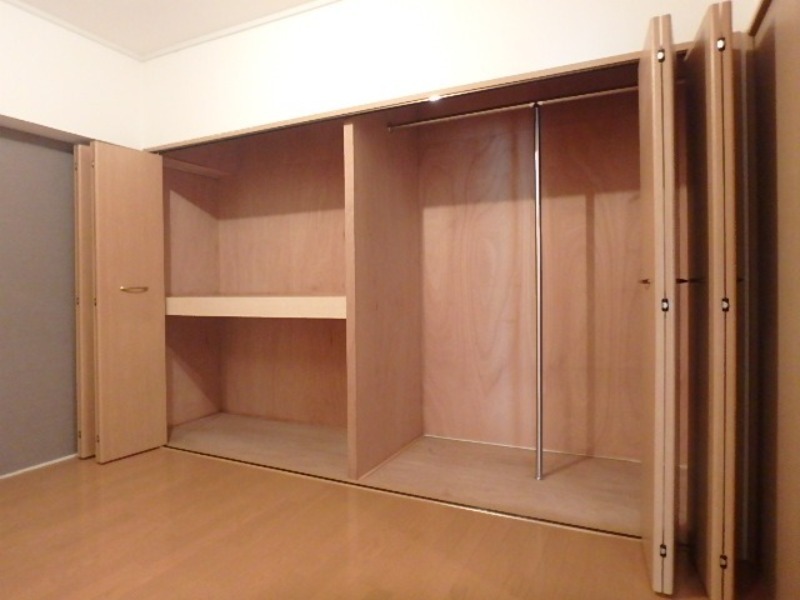 収納　図面と現状に相違がある場合には現状を優先