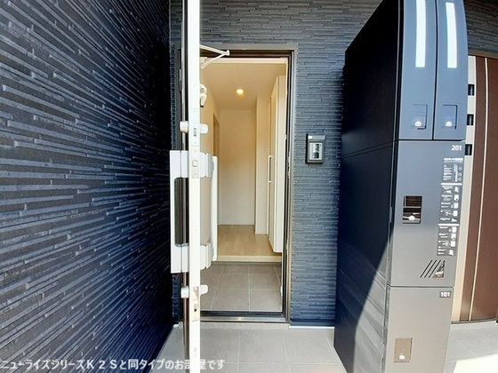 玄関　※参考　同シリーズの写真です