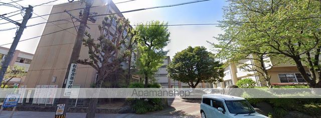 中学校　城南中学校（中学校）まで1836m