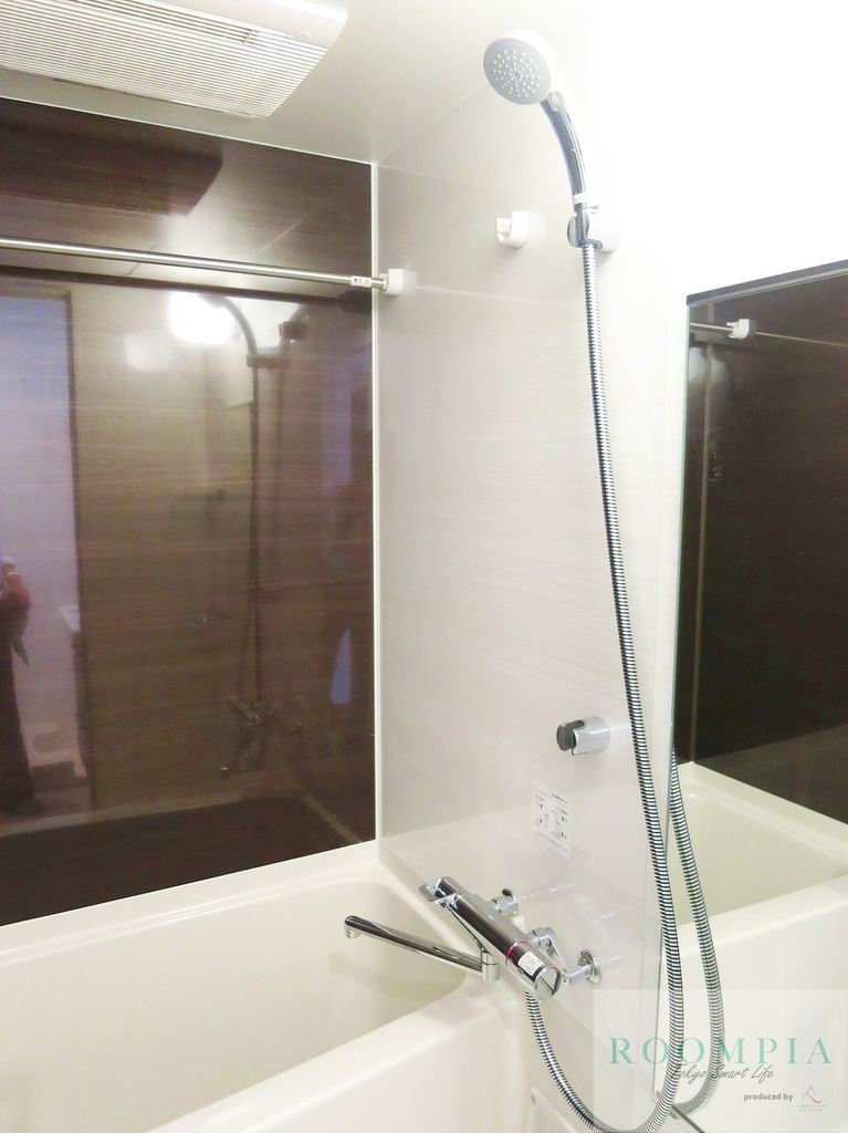 バス・シャワールーム　バス