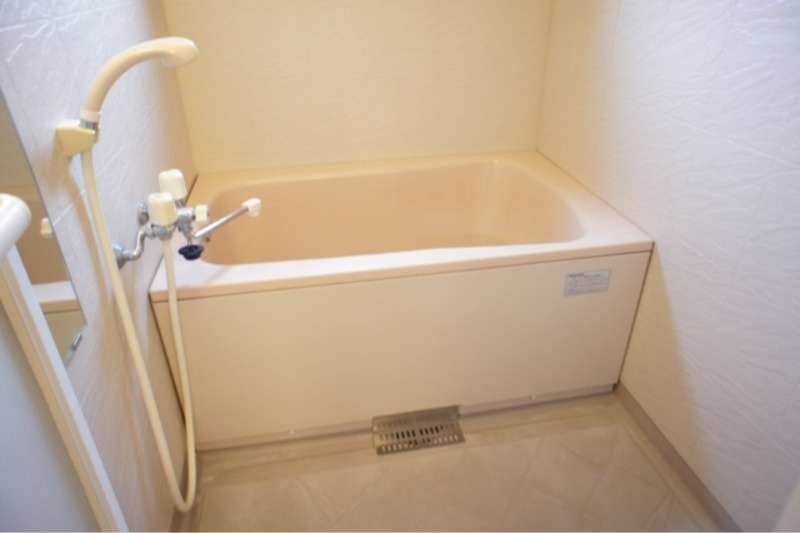 バス・シャワールーム　図面と現状に相違がある場合には現状を優先