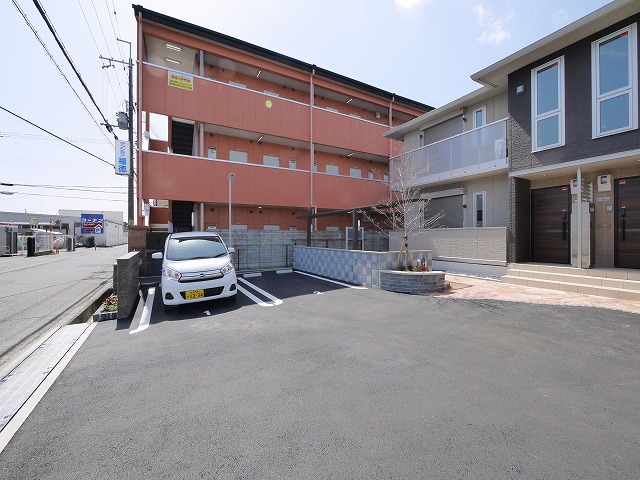 駐車場　カースペースがあります