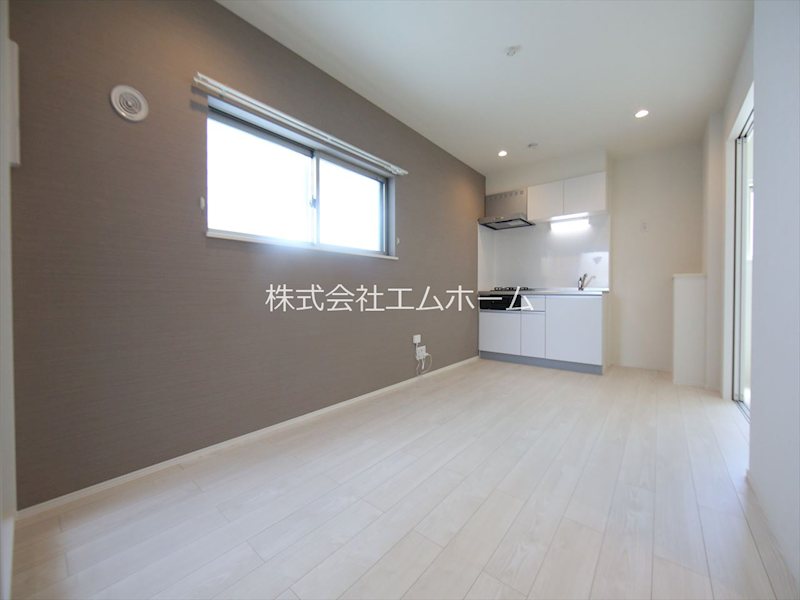 その他　ＬＤＫ8.4帖　システムキッチン　エアコン完備