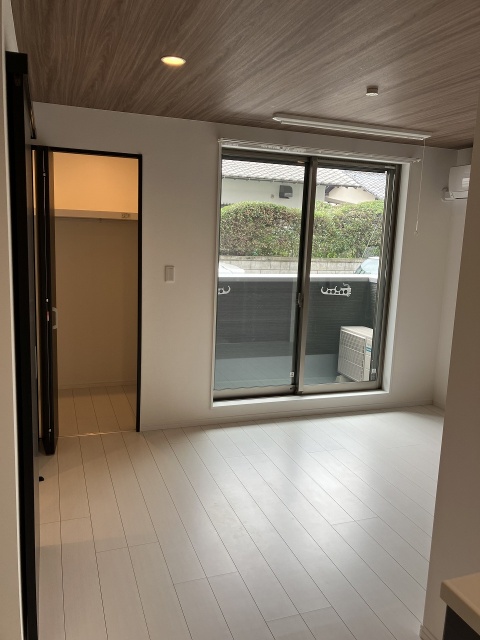 居室・リビング　別号室の写真です