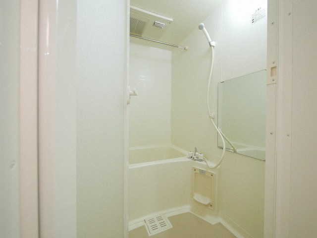 バス・シャワールーム　バス・シャワールーム