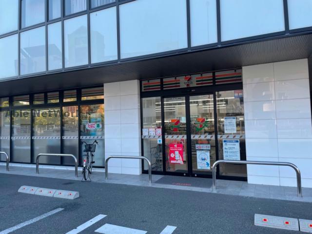 コンビニ　セブンイレブン豊橋東小田原町店（コンビニ）まで406m