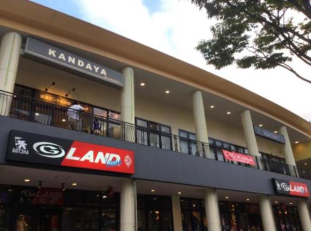 ショッピングセンター　VeLeV（ショッピングセンター）まで354m