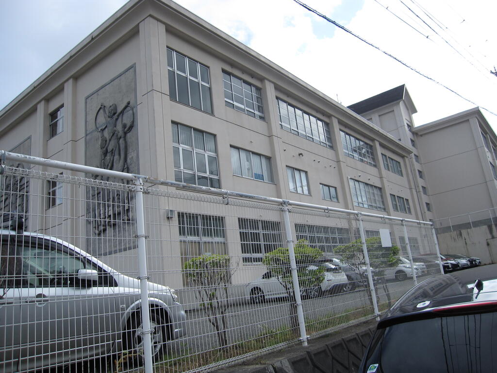 小学校　秋田市立寺内小学校（小学校）まで549m