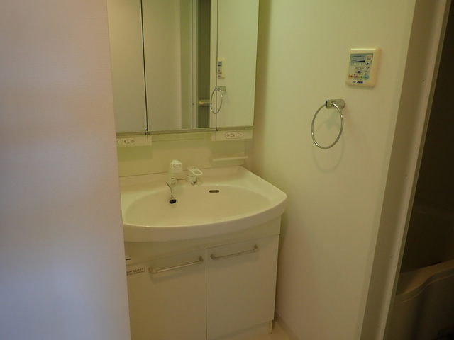 洗面設備　洗面化粧台