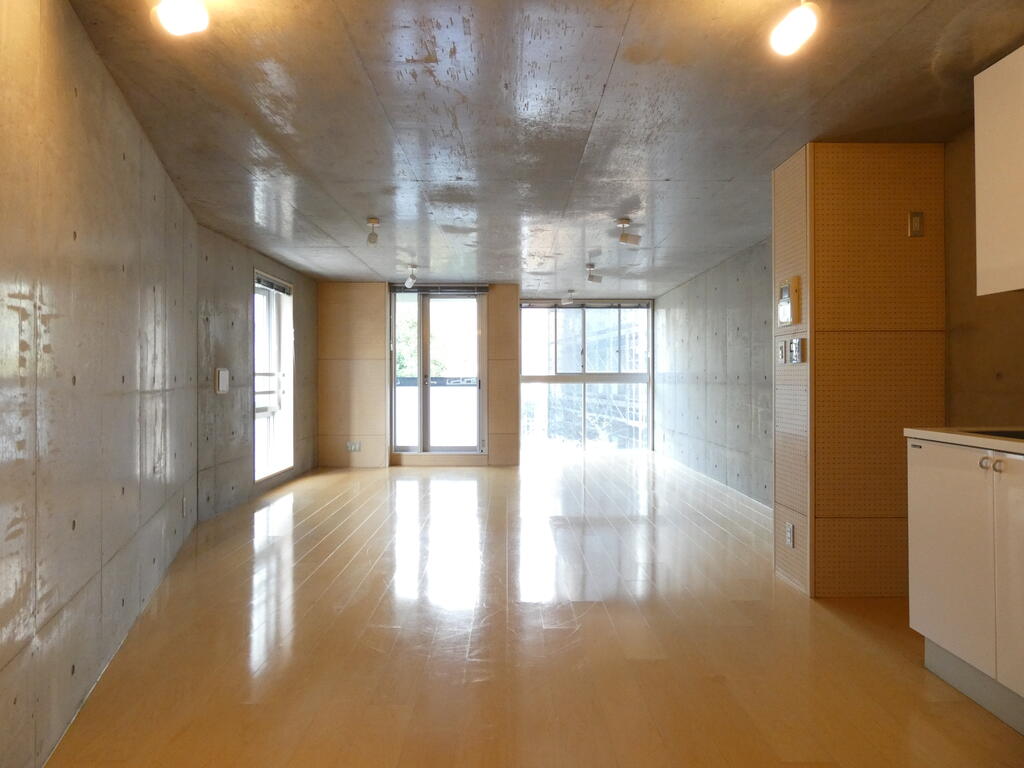 居室・リビング　内観