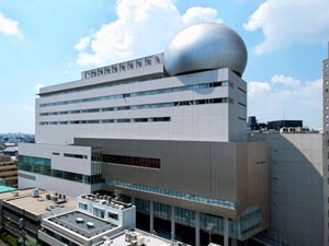 図書館　渋谷区立こもれび大和田図書館（図書館）まで311m