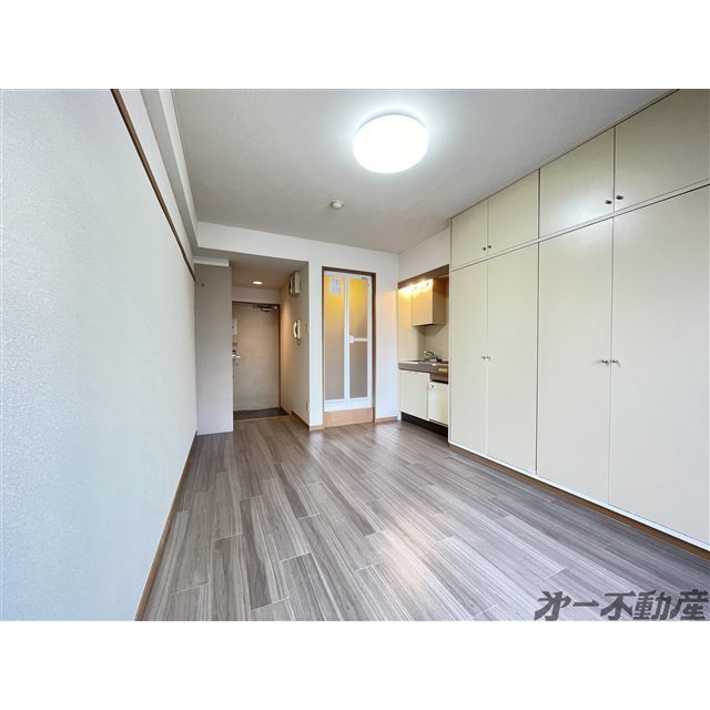 建物外観　洋室