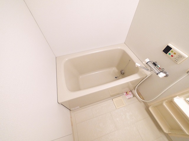 バス・シャワールーム　きれいなお風呂です