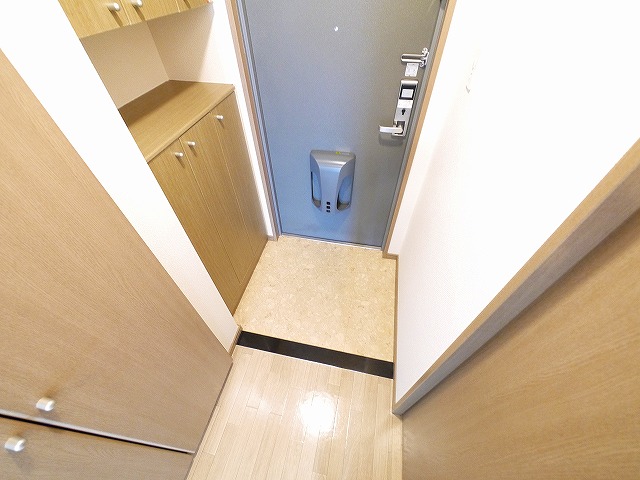 玄関　ゆったりとした玄関です