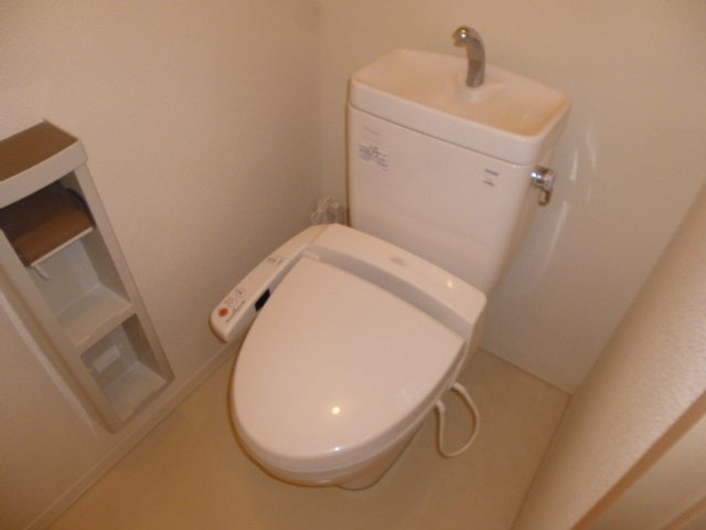 トイレ　シャワー付きトイレ