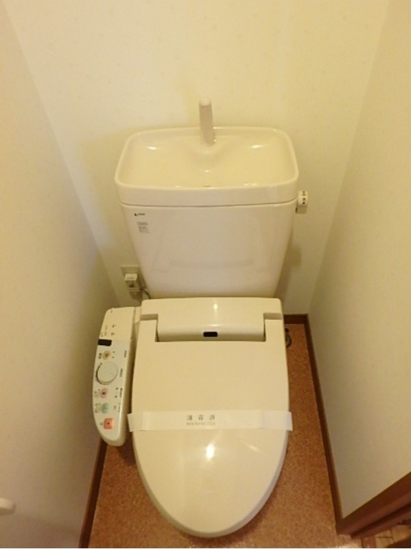 トイレ　図面と現状に相違がある場合には現状を優先