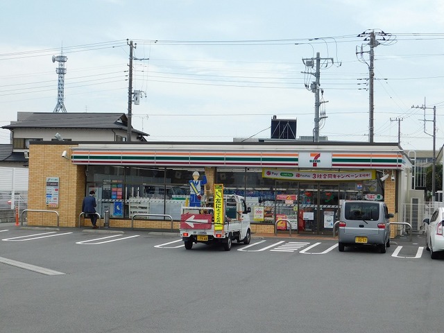 コンビニ　セブンイレブン富士市本市場北店（コンビニ）まで1484m